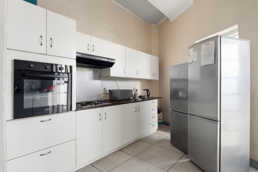 To Let 9 Bedroom Property for Rent in Observatory Western Cape